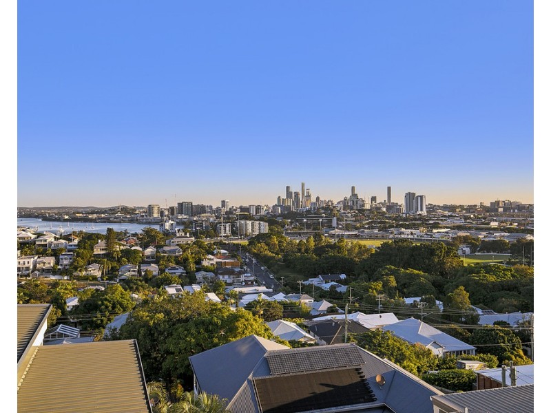 17B Comus Avenue, Ascot QLD 4007