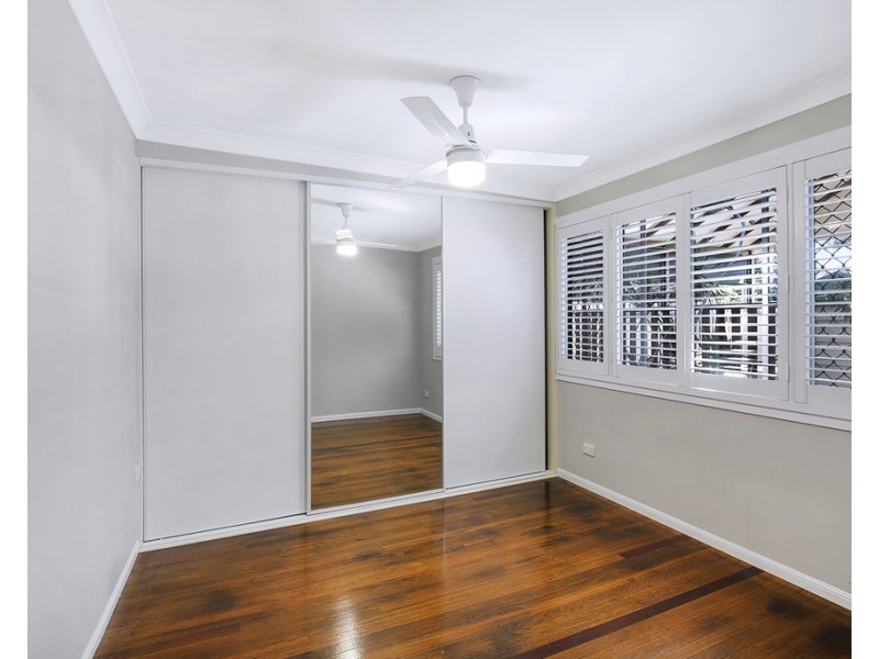 27 Matthews Street, Stafford QLD 4053