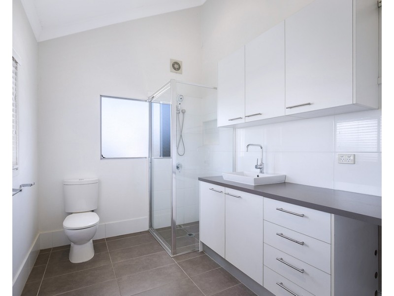 27 Matthews Street, Stafford QLD 4053