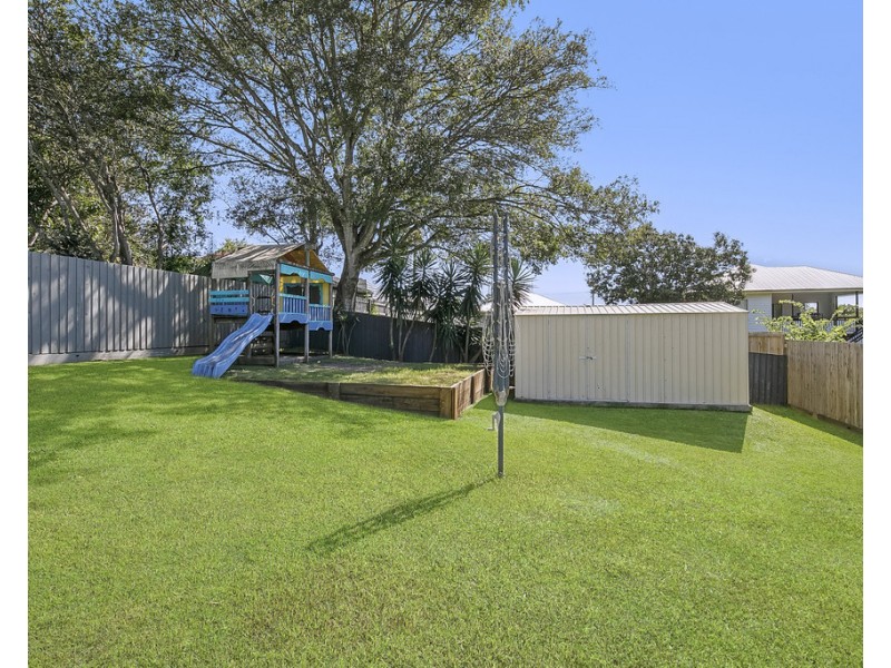 27 Matthews Street, Stafford QLD 4053