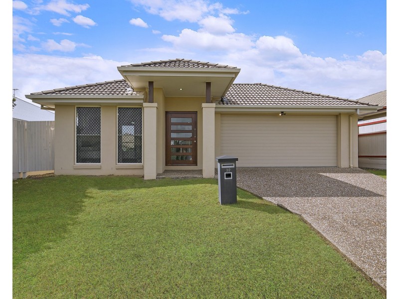 32 Shimao Crescent, North Lakes QLD 4509