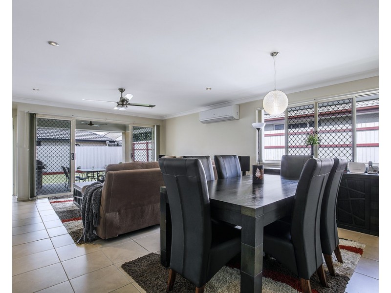 32 Shimao Crescent, North Lakes QLD 4509