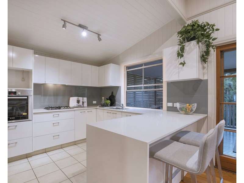 6 Alexandra Road, Ascot QLD 4007