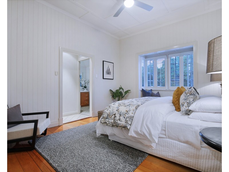 6 Alexandra Road, Ascot QLD 4007