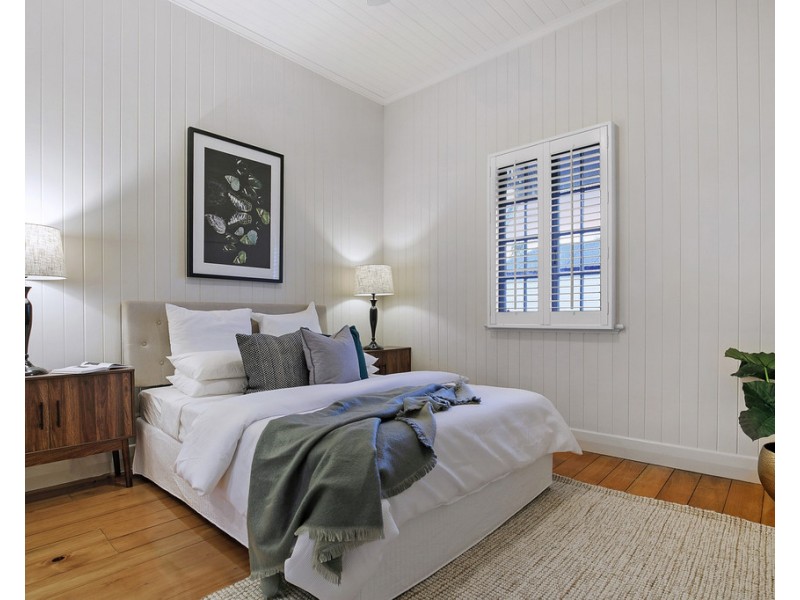 6 Alexandra Road, Ascot QLD 4007