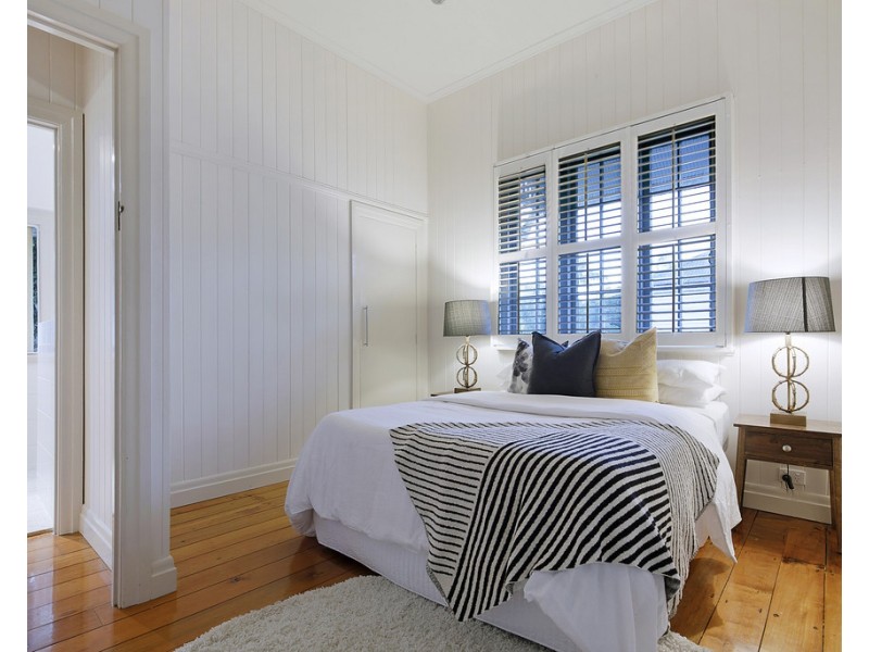 6 Alexandra Road, Ascot QLD 4007