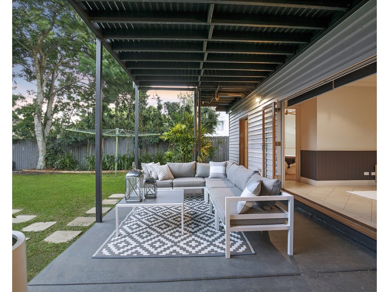 6 Alexandra Road, Ascot QLD 4007