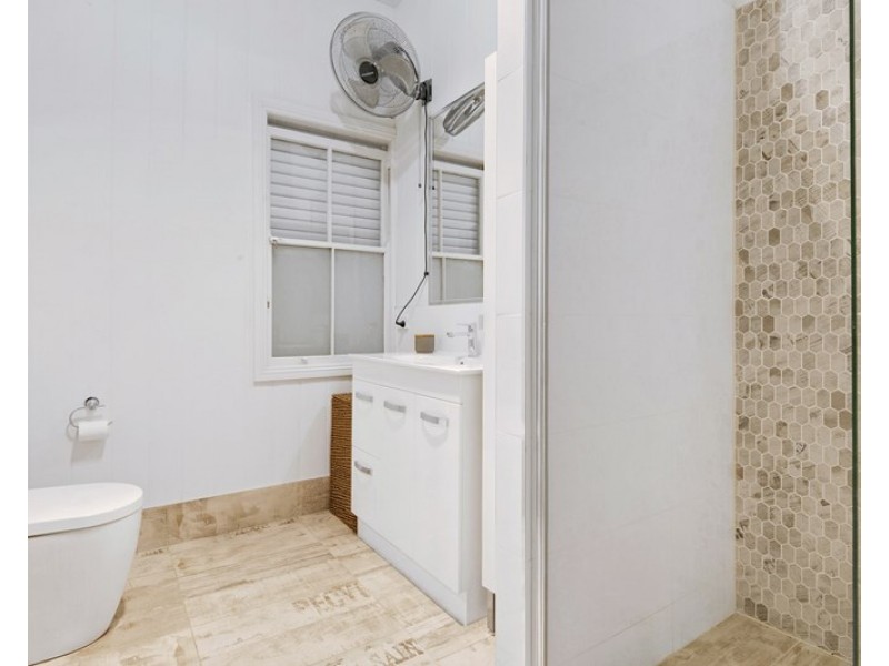 36 Willmington Street, Wooloowin QLD 4030