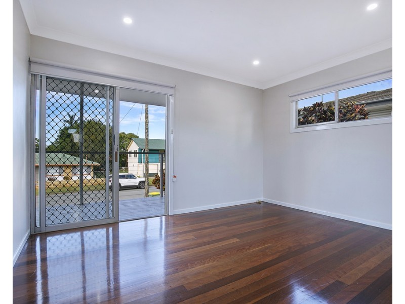 4 Baines Street, Kallangur QLD 4503