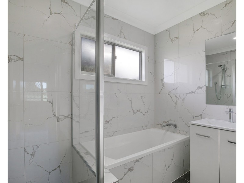 4 Baines Street, Kallangur QLD 4503