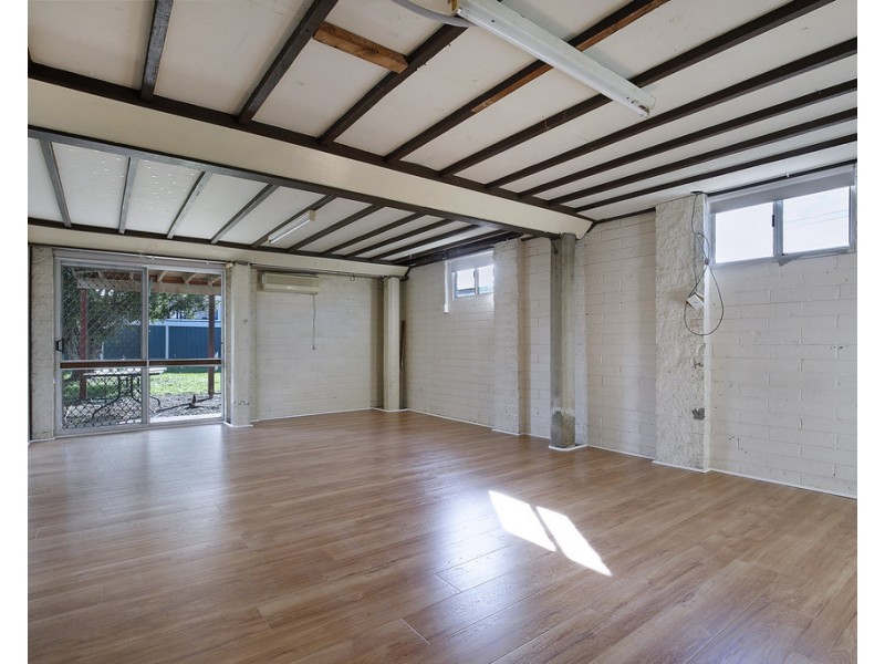 4 Baines Street, Kallangur QLD 4503