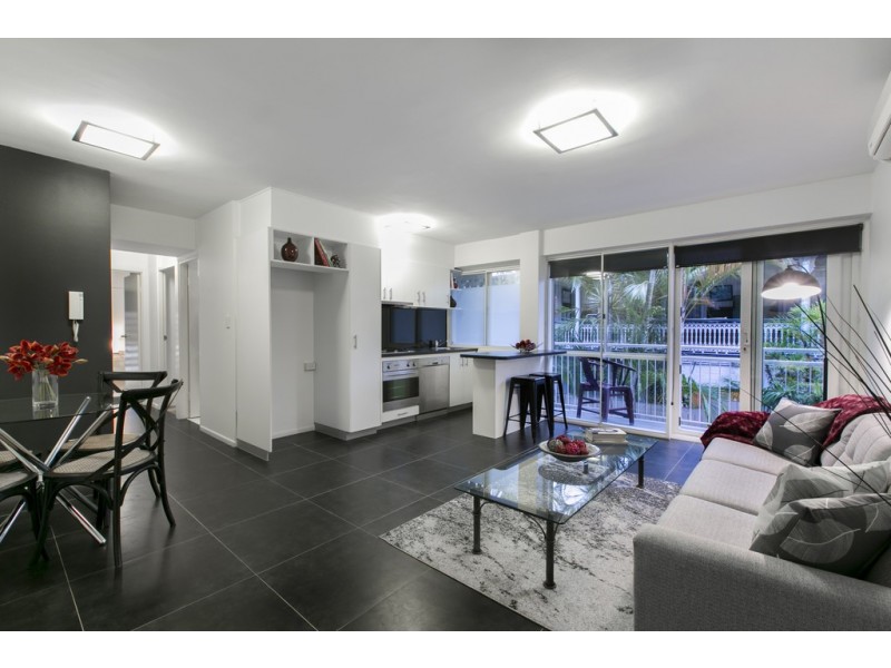 4/8 Botany Street, Clayfield QLD 4011