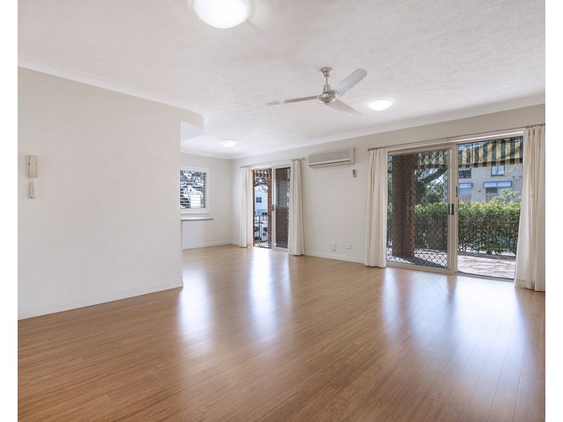 1/90 Racecourse Road, Ascot QLD 4007