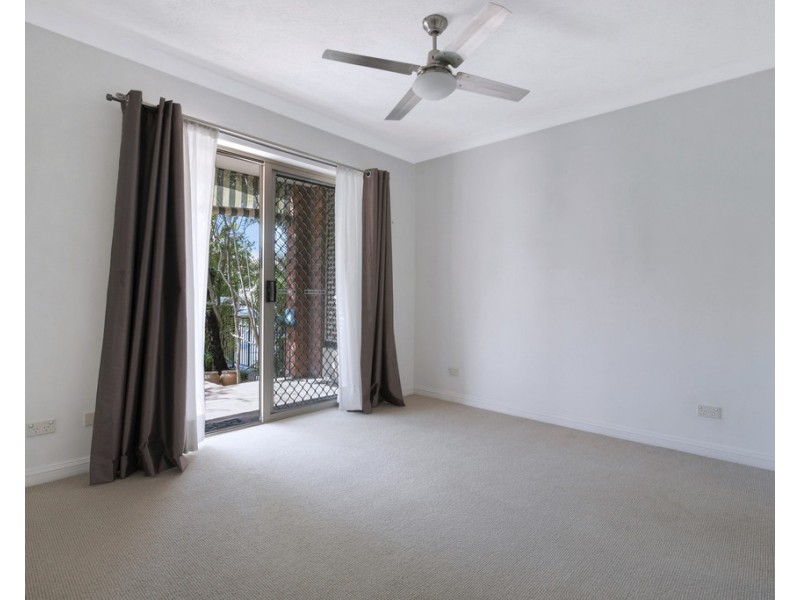 1/90 Racecourse Road, Ascot QLD 4007