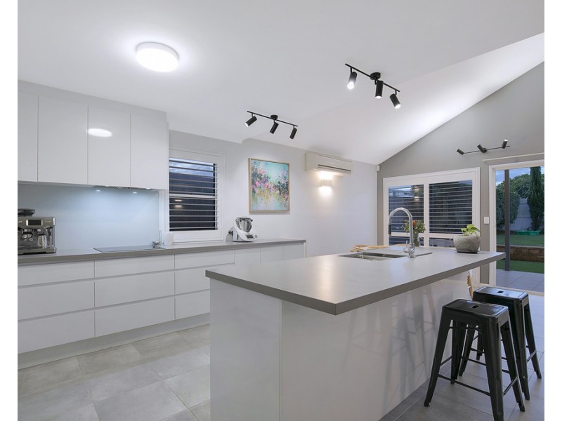 63 Brae Street, Wavell Heights QLD 4012