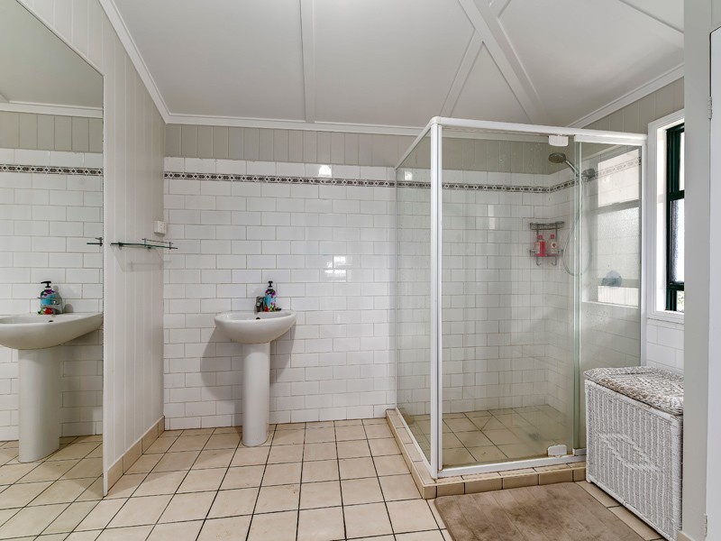 373 Nudgee Road, Hendra QLD 4011