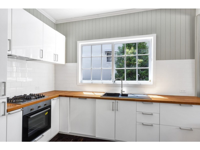 411 Sandgate Road, Albion QLD 4010