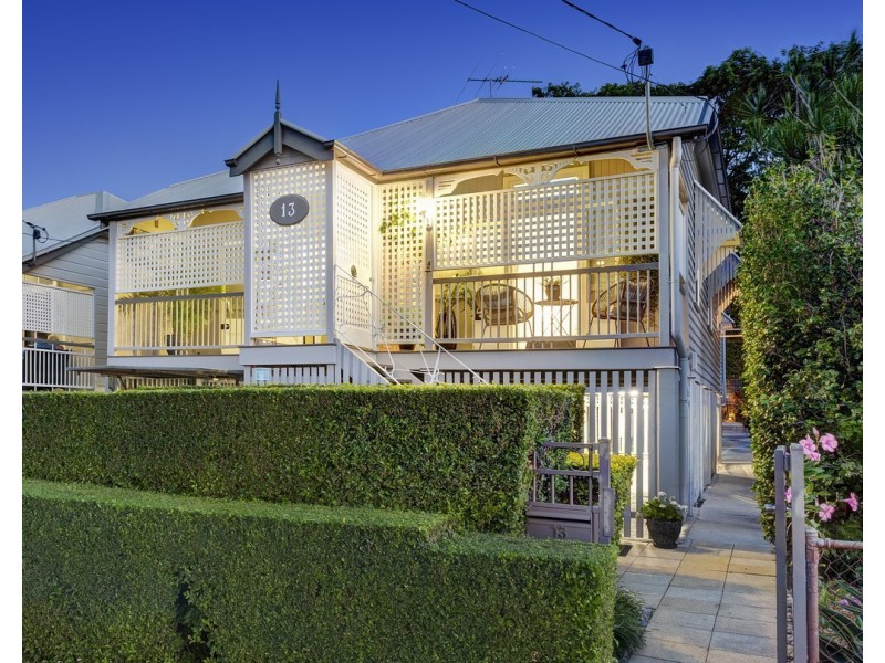 13 Dobson Street, Ascot QLD 4007