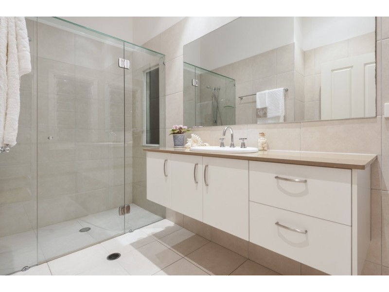 13 Dobson Street, Ascot QLD 4007