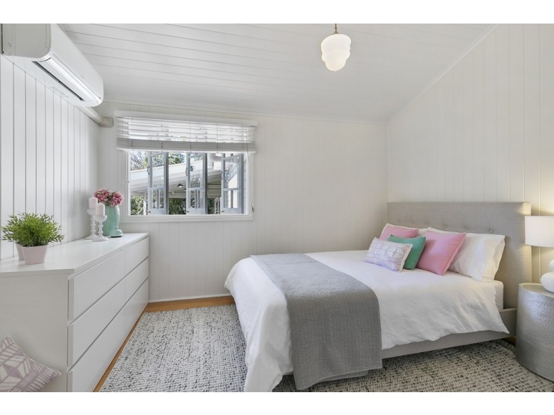 11 Doncaster Street, Hendra QLD 4011