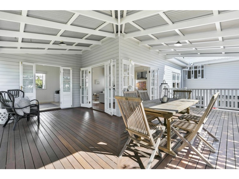 11 Doncaster Street, Hendra QLD 4011