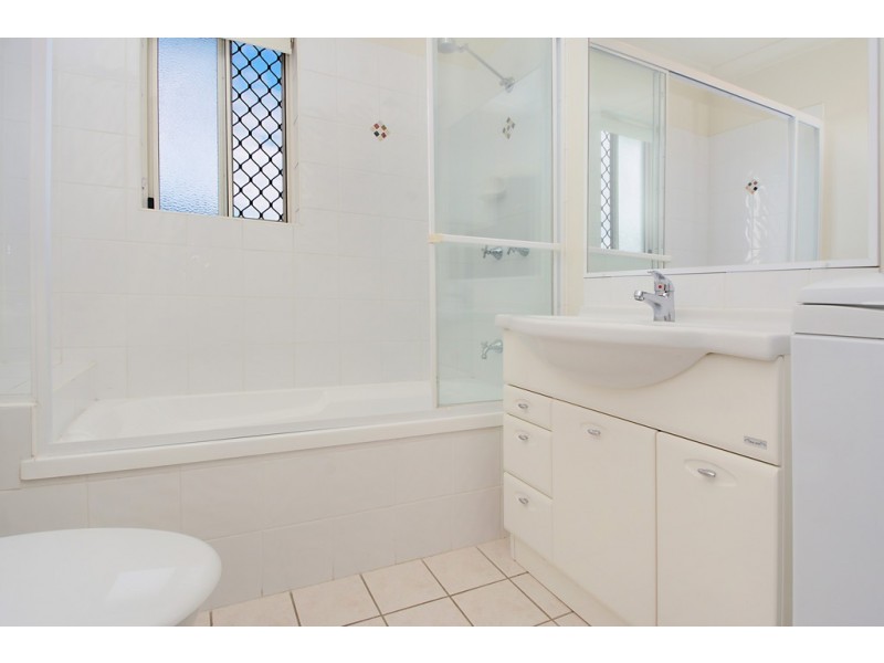 9/53 Collins Street, Clayfield QLD 4011