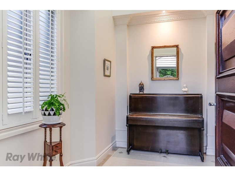 76 Woodville Street, Hendra QLD 4011