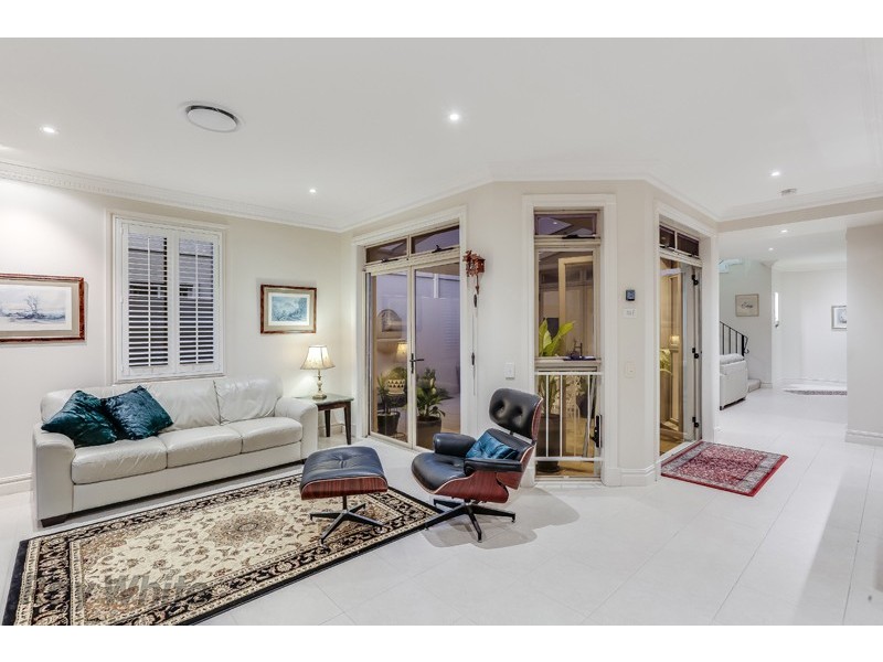 76 Woodville Street, Hendra QLD 4011