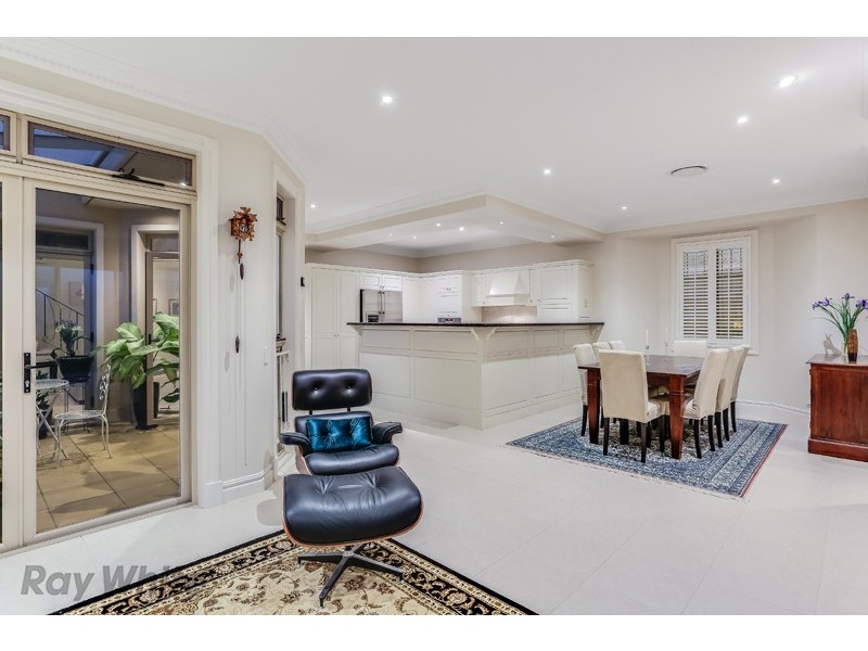 76 Woodville Street, Hendra QLD 4011