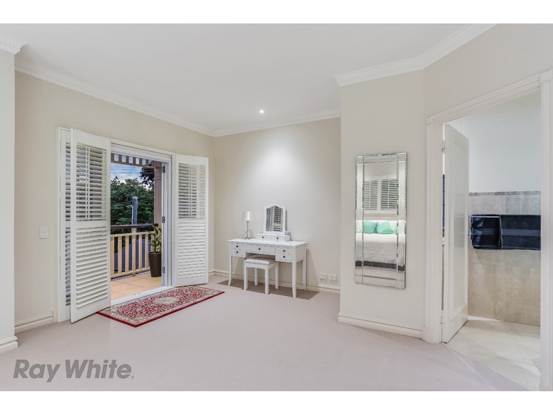 76 Woodville Street, Hendra QLD 4011