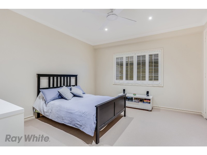 76 Woodville Street, Hendra QLD 4011