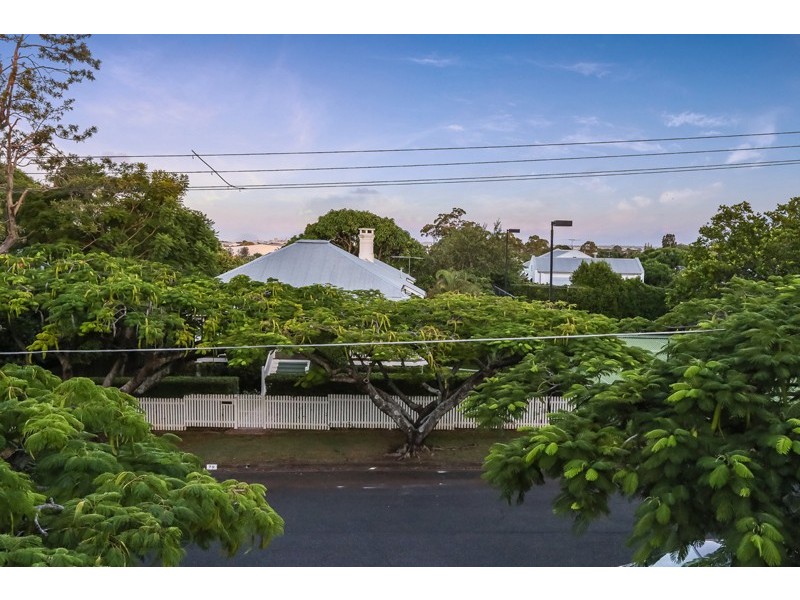 76 Woodville Street, Hendra QLD 4011