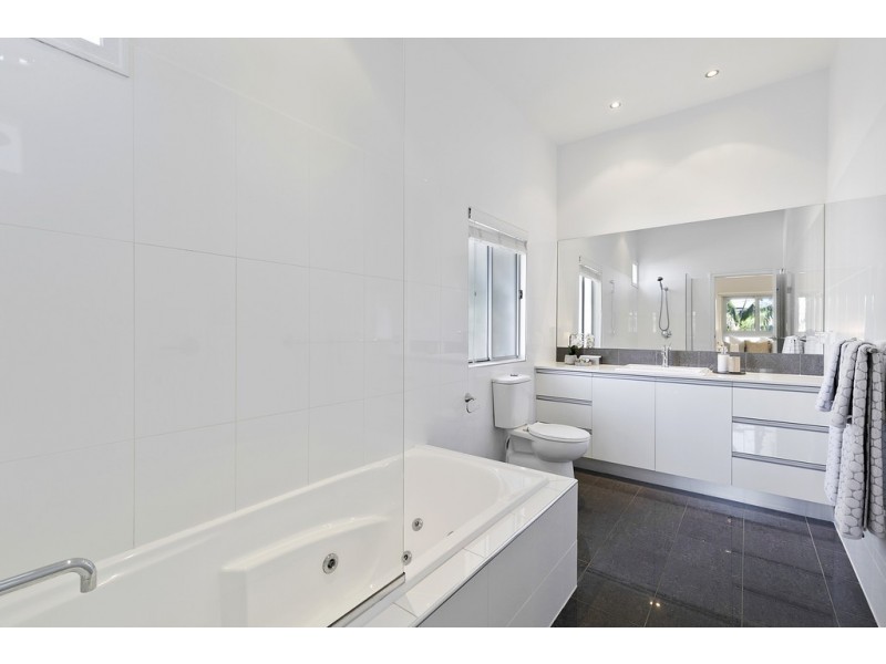 6 Blaikie Street, Hendra QLD 4011