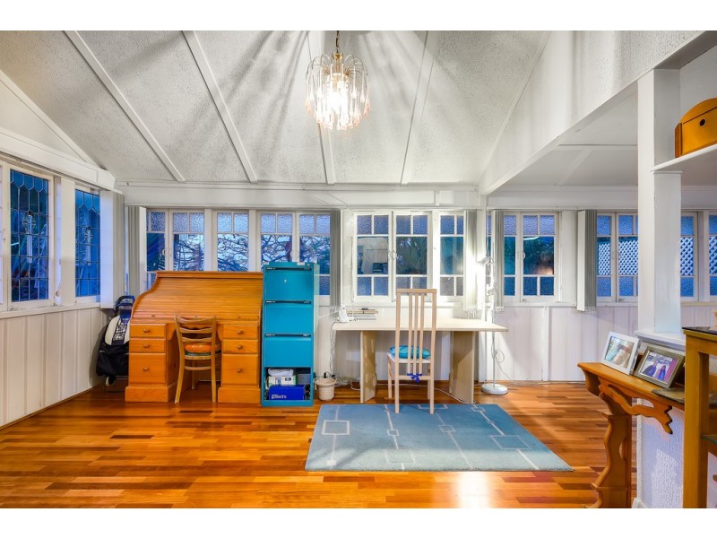 57 View Street, Wooloowin QLD 4030