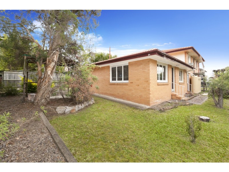 43 Oliver Street, Kedron QLD 4031