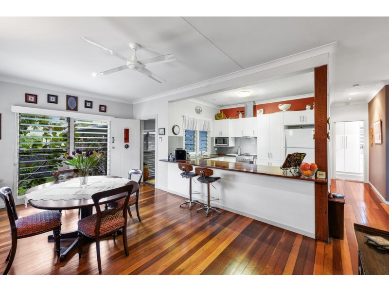 4 Gurley Street, Wavell Heights QLD 4012