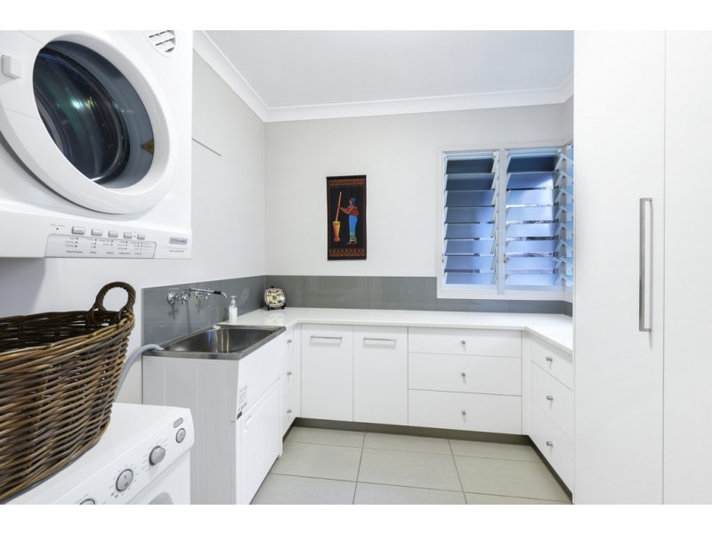 4 Gurley Street, Wavell Heights QLD 4012