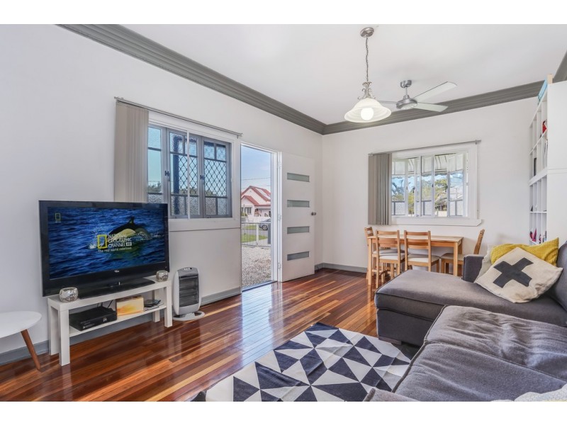 56 Day Road, Northgate QLD 4013