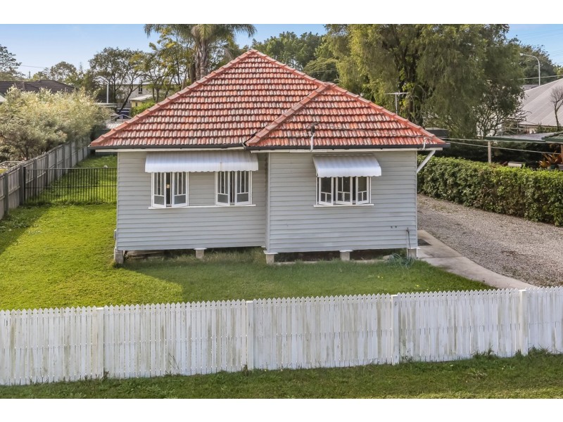 56 Day Road, Northgate QLD 4013