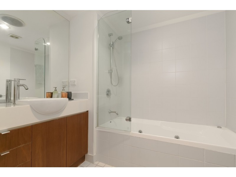 12/45 Doggett Street, Teneriffe QLD 4005