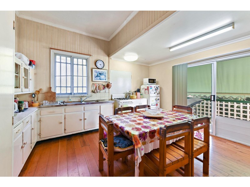 12 Rous Street, Hendra QLD 4011