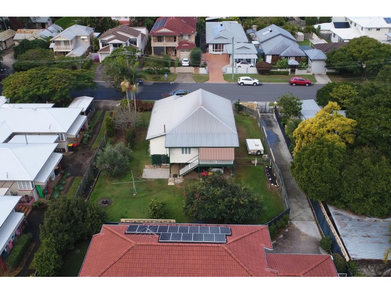 12 Rous Street, Hendra QLD 4011