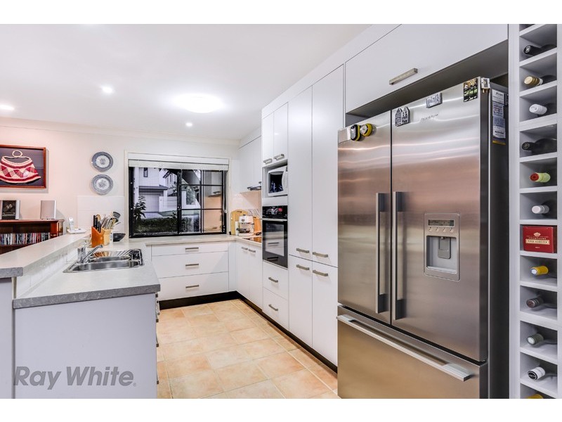 110 Woodville Street, Hendra QLD 4011