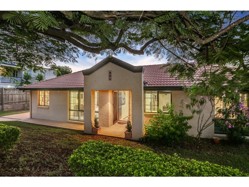 110 Woodville Street, Hendra QLD 4011