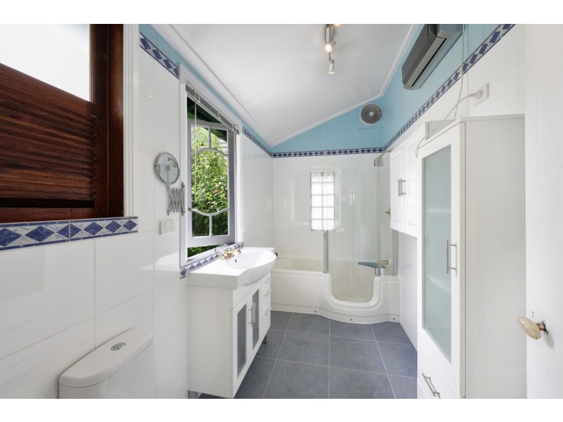 33 Noel Street, Hendra QLD 4011