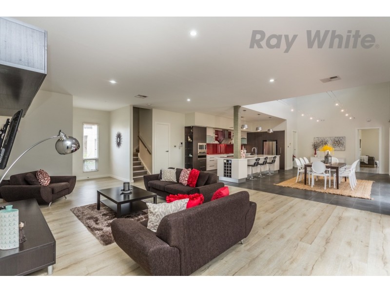 10 Gomera Street, Mawson Lakes SA 5095