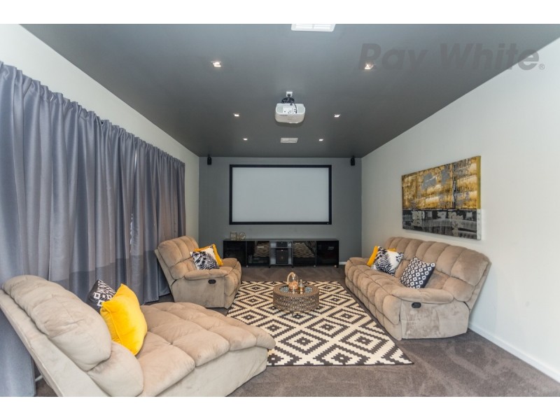 10 Gomera Street, Mawson Lakes SA 5095