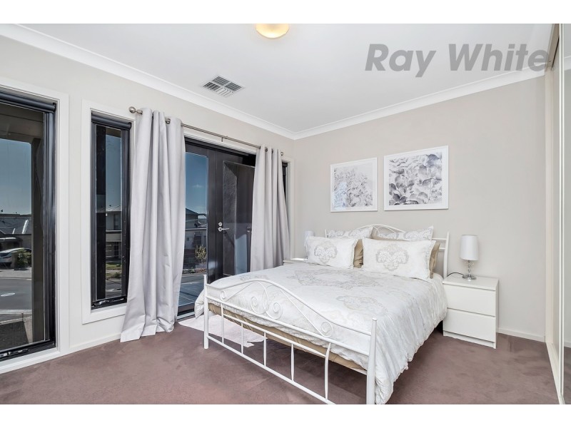 73 Hindmarsh Cct, Mawson Lakes SA 5095