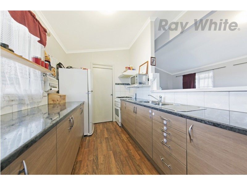 15 Acland Street, Blanchetown SA 5357