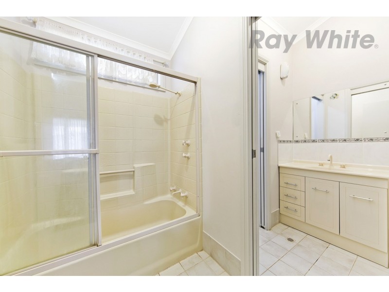 15 Acland Street, Blanchetown SA 5357